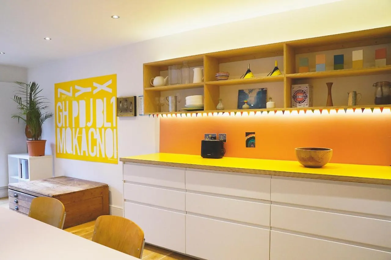 Vakantiehuis Stunning 3-Bedroom Townhouse In Superb Location Londen Verenigd Koninkrijk