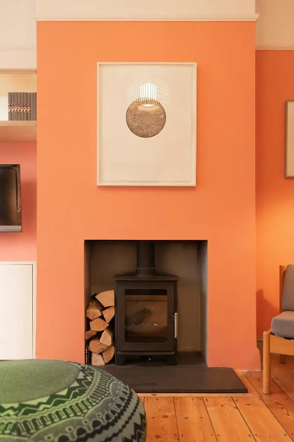 Vakantiehuis Stunning 3-Bedroom Townhouse In Superb Location Londen